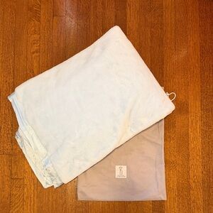 Little Giraffe Plush Blanket in Light Blue